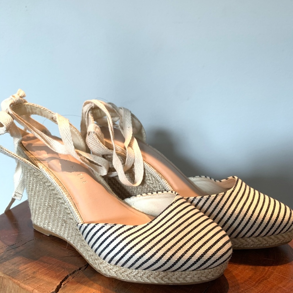 Kelly & Katie Wedge Heels